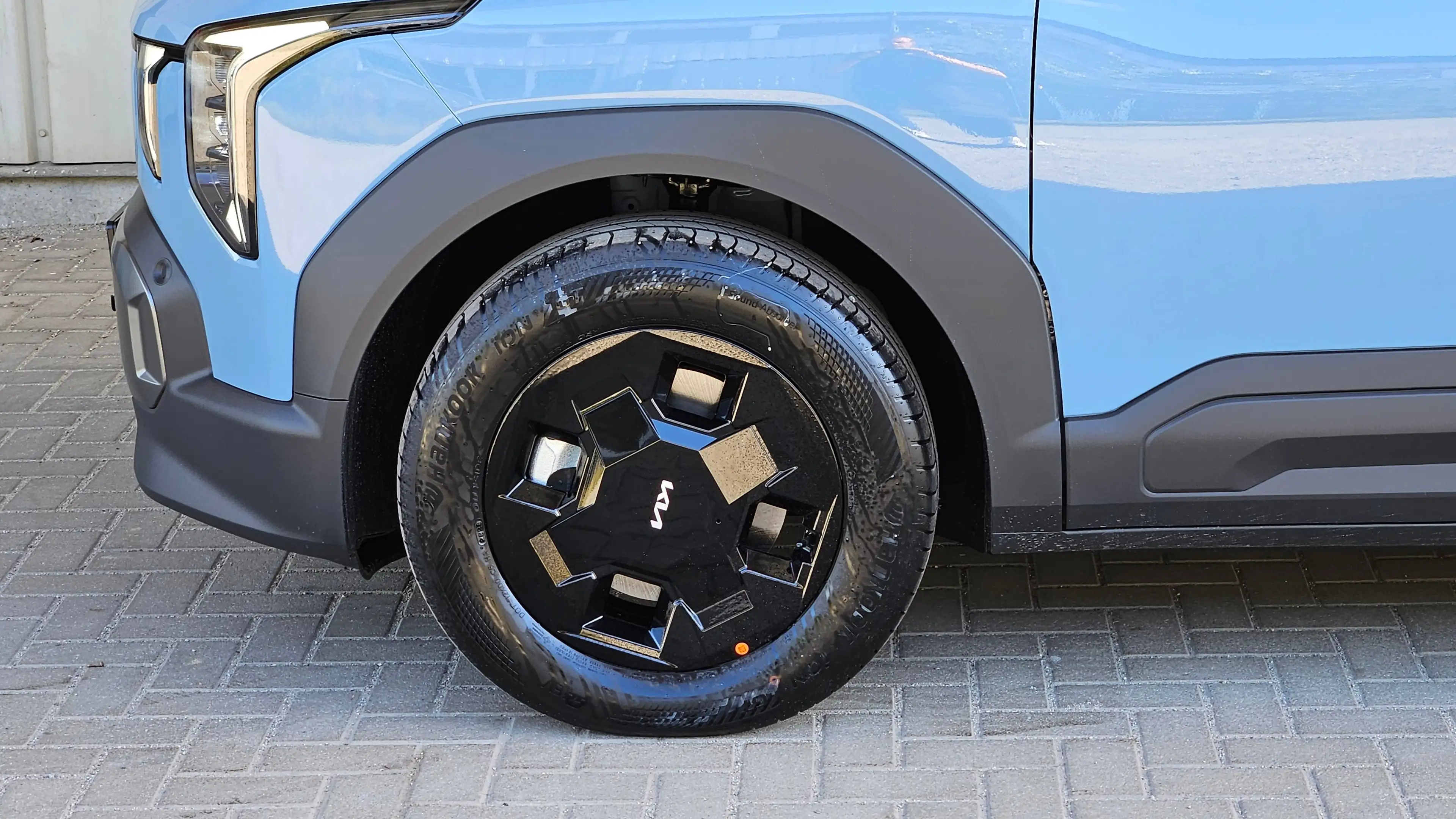 Kia EV2 61,0-kWh Air — photo 4