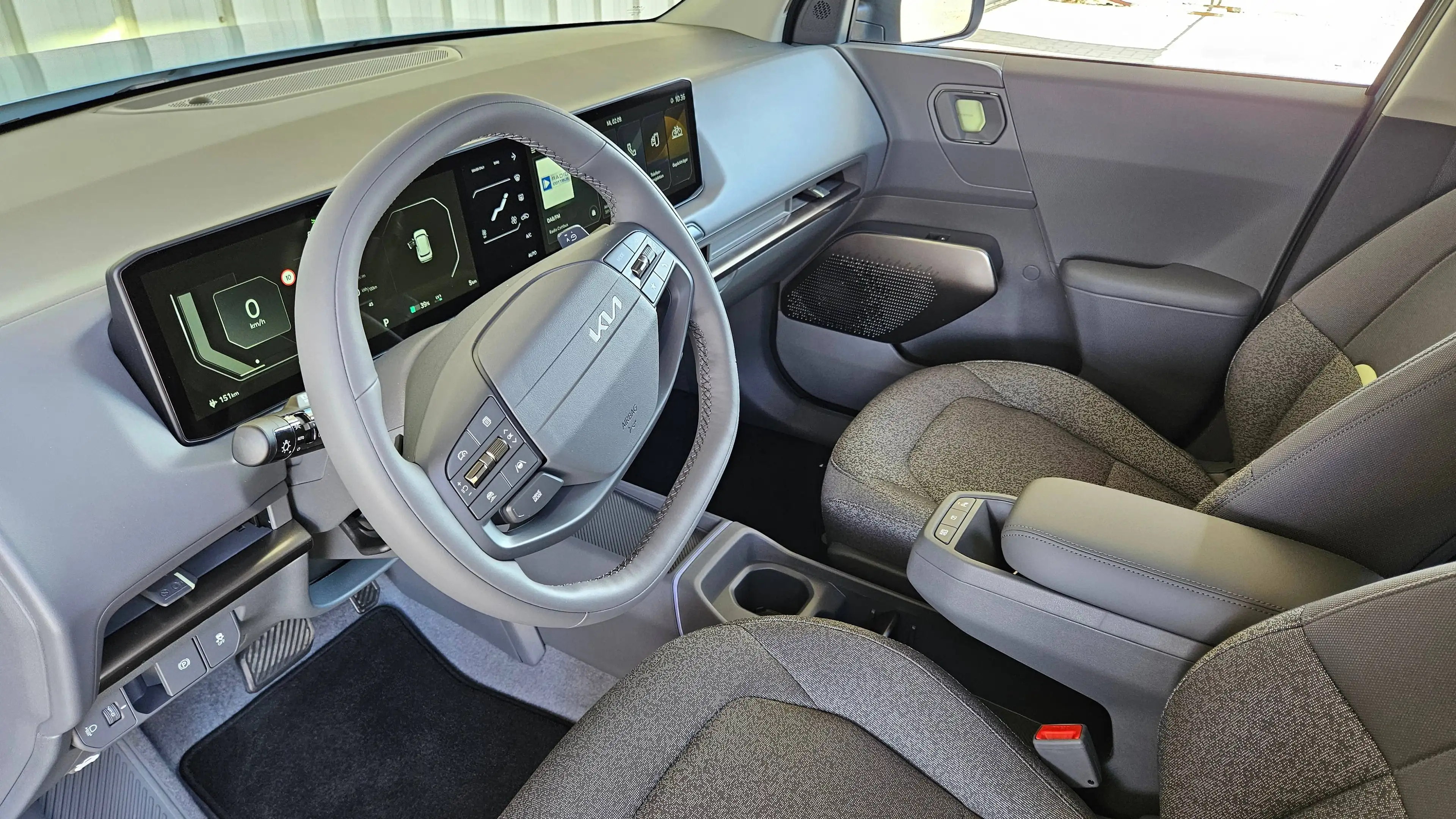 Kia EV2 61,0-kWh Air — photo 6