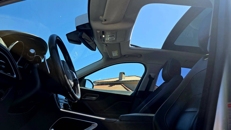 Jaguar F-Pace F-Pace 2.0 D R-Sport — photo 13