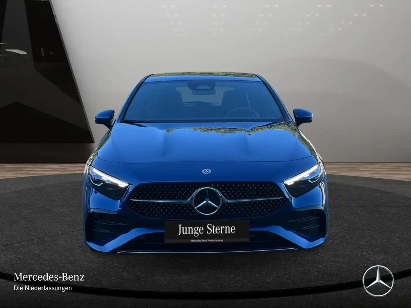 Mercedes-Benz A 250 4M AMG+360°+AHK+MULTIBEAM+TOTW+KEYLESS+8G Blau - 2