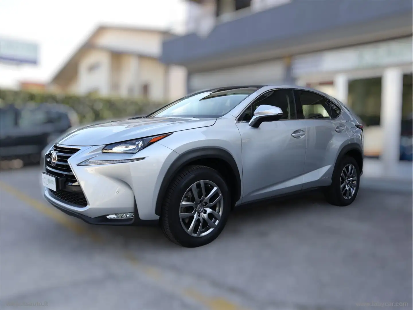 Lexus NX 300h Hybrid 4WD Luxury Grigio - 1
