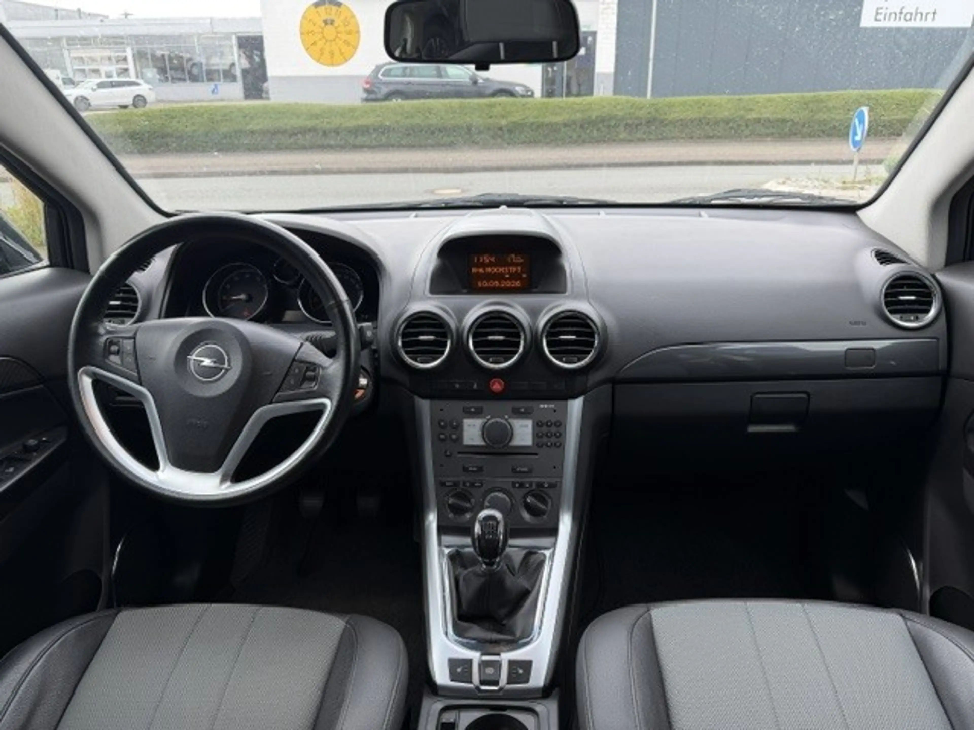 Opel Antara 2.4 Design Edition aus1.Hand+AHK+Winterreifen — photo 13