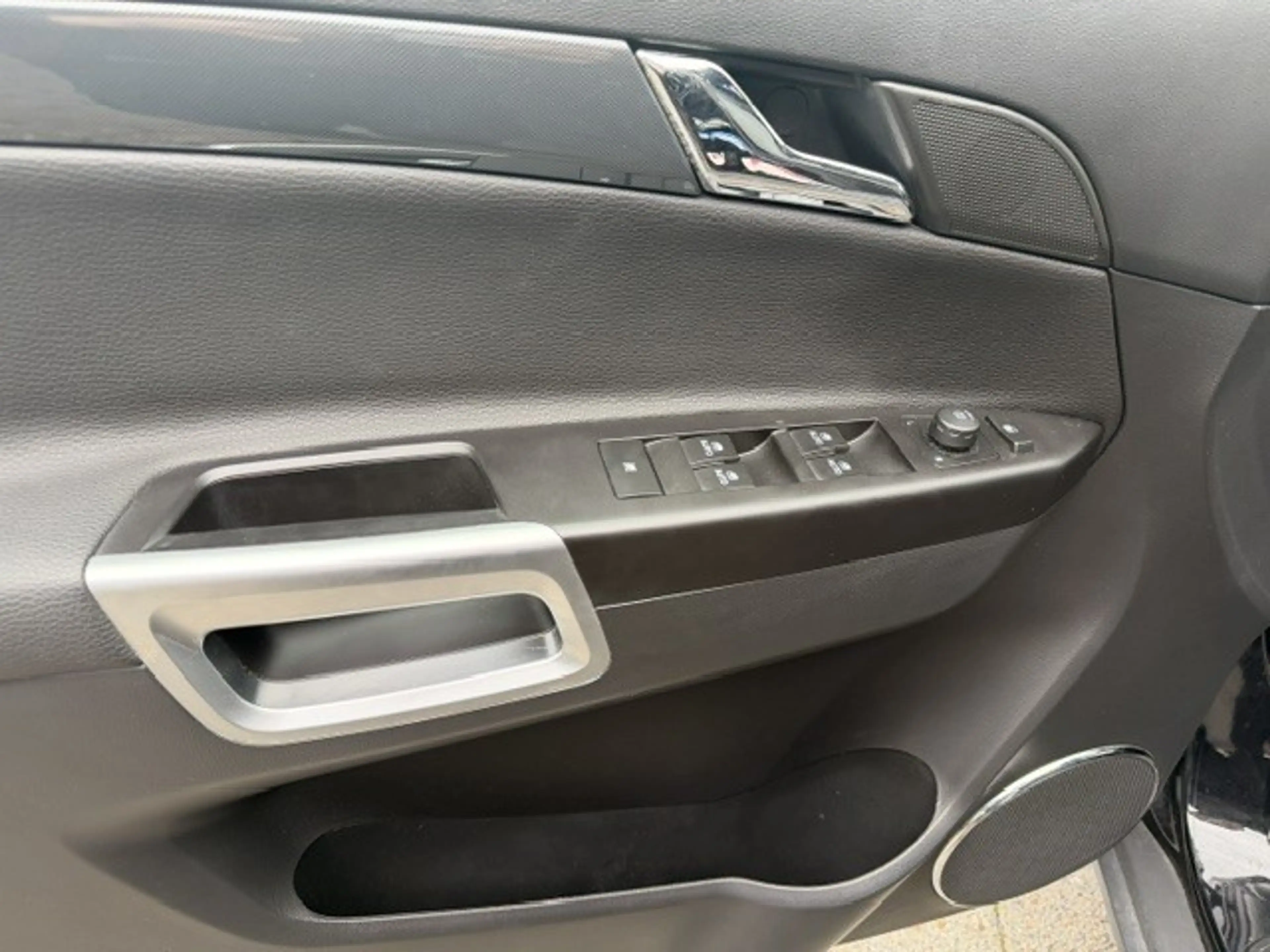 Opel Antara 2.4 Design Edition aus1.Hand+AHK+Winterreifen — photo 11