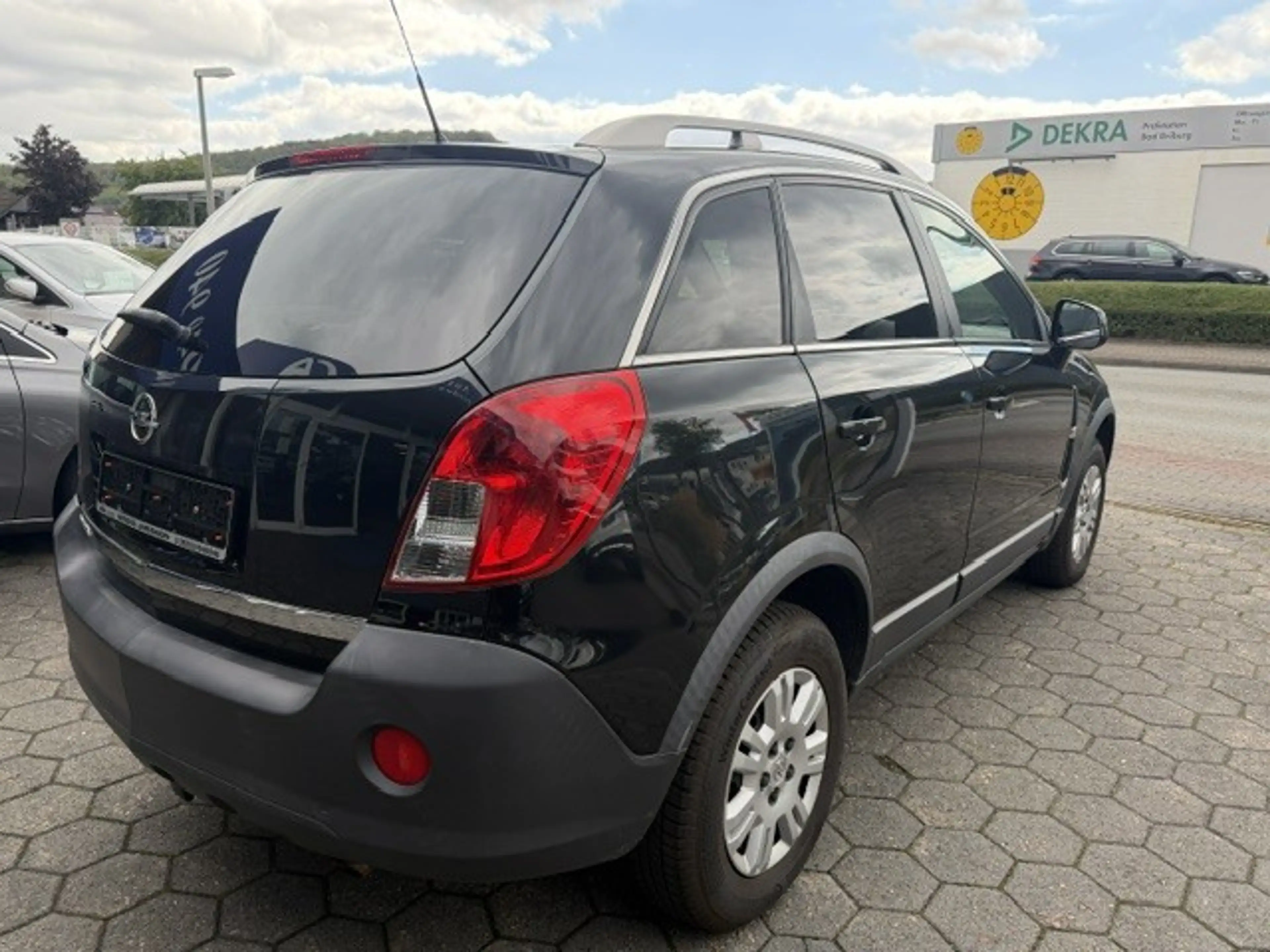 Opel Antara 2.4 Design Edition aus1.Hand+AHK+Winterreifen — photo 7
