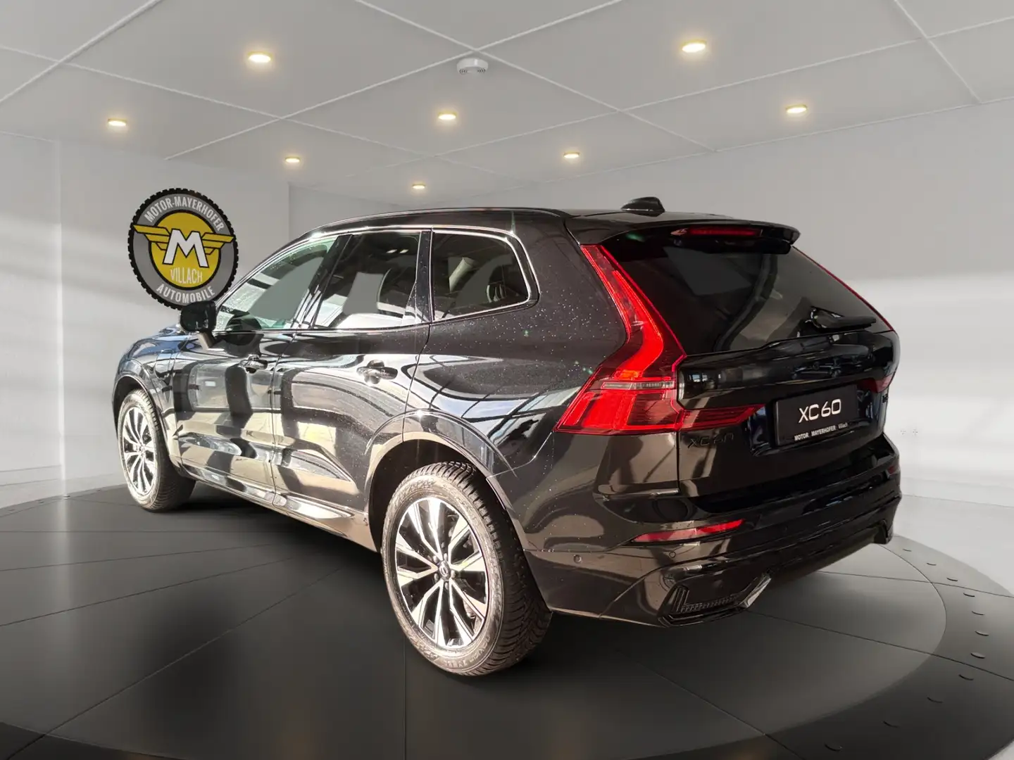Volvo XC60 XC60 BlEd Ult T6 PI Schwarz - 2