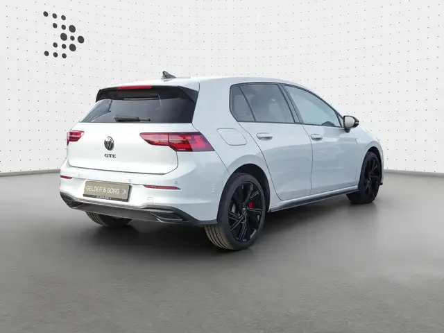 Volkswagen Golf view 2