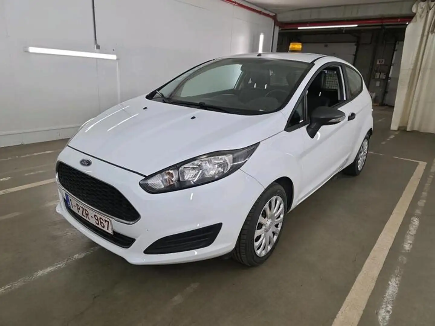 Ford Fiesta 1.Hand/1 Jahr Garantie/TÜV NEU 55 kW (75 PS), S... Weiß - 1