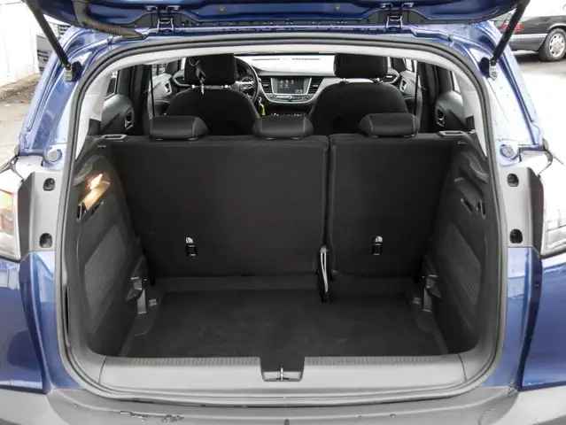 Opel Crossland view 16