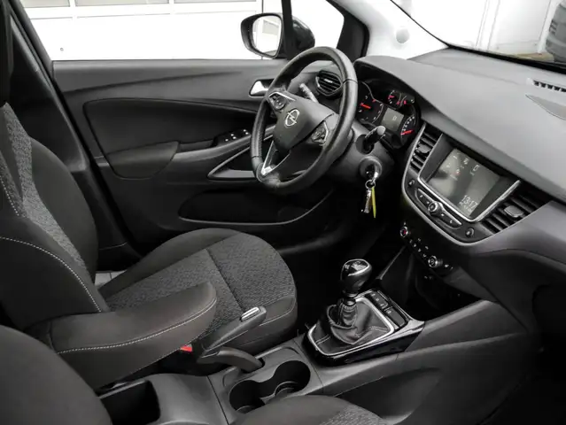 Opel Crossland view 4