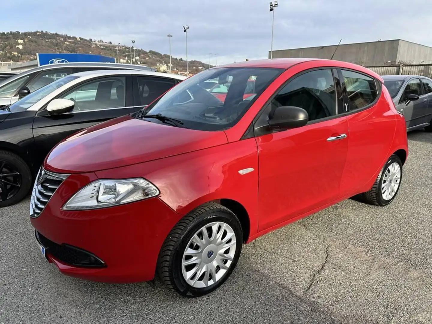 Lancia Ypsilon 1.3 mjt Gold c/CL s&s 95cv Rouge - 1