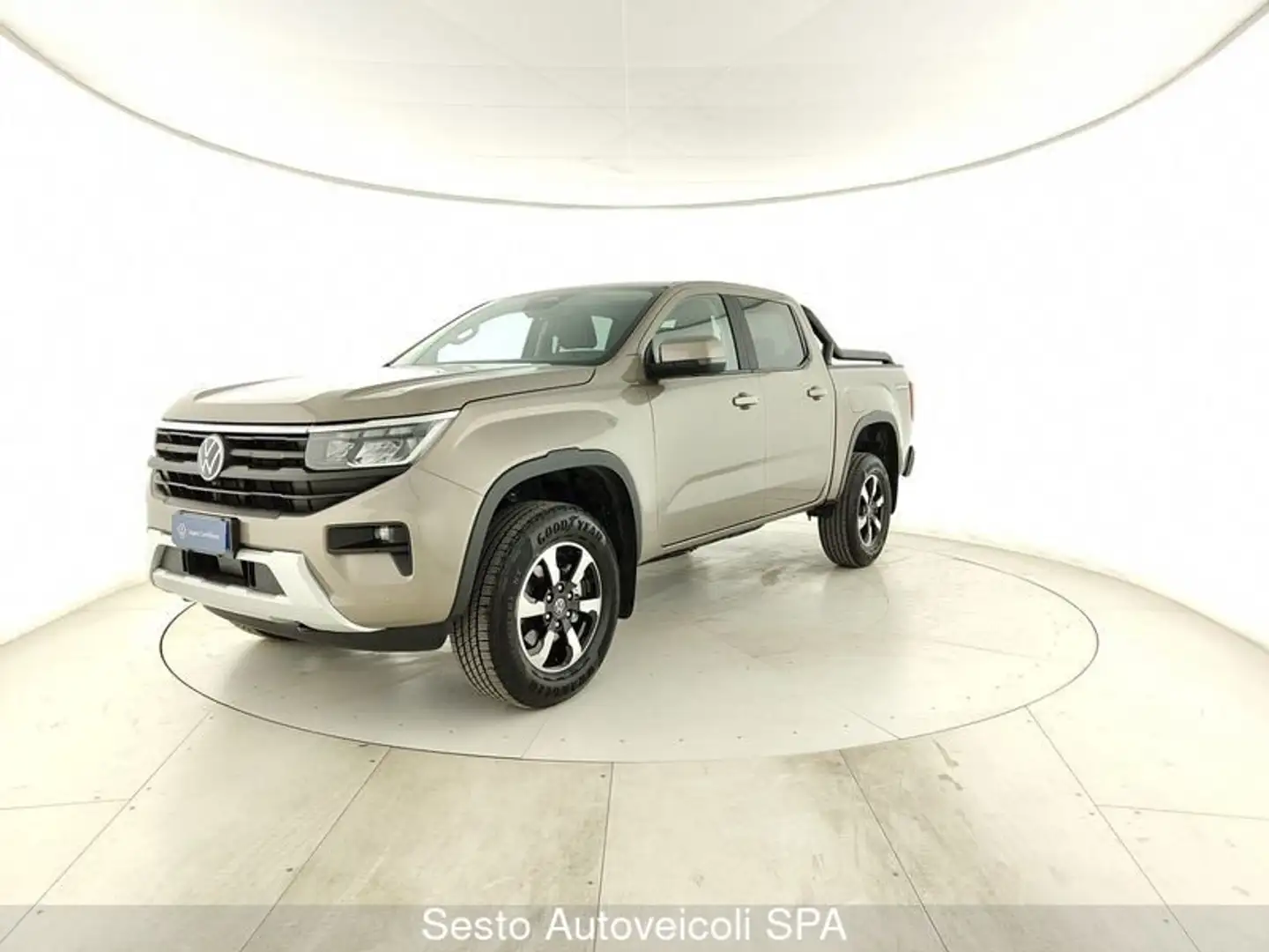 Volkswagen Amarok 2.0 TDI 205CV 4MOTION aut. Life Beige - 1