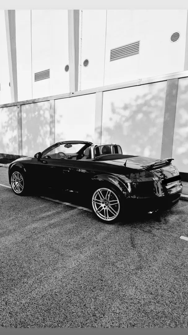 Audi TT Roadster 2,0 T FSI S-tronic - 1