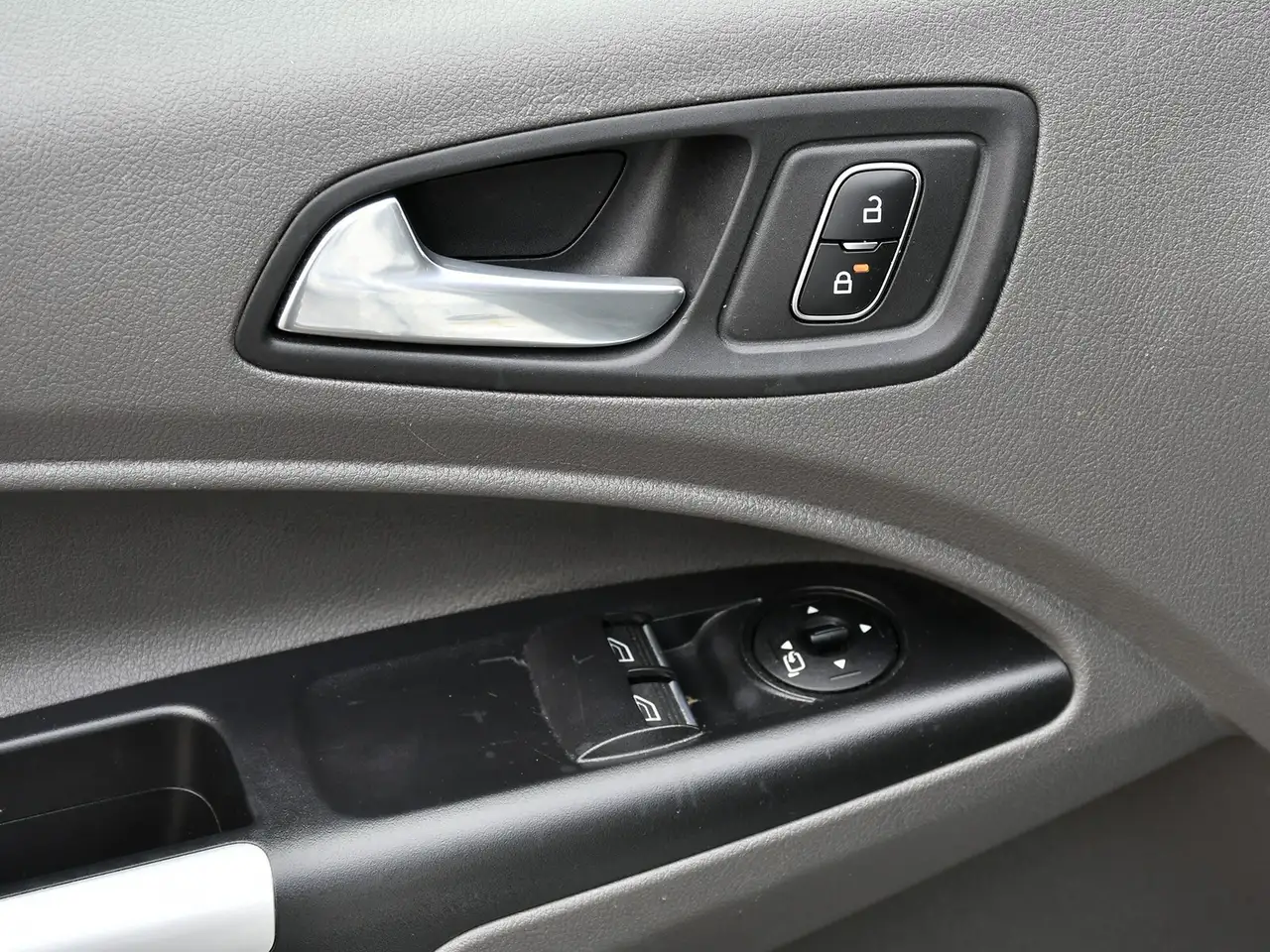 Ford Transit Connect снимка Ford Transit Connect