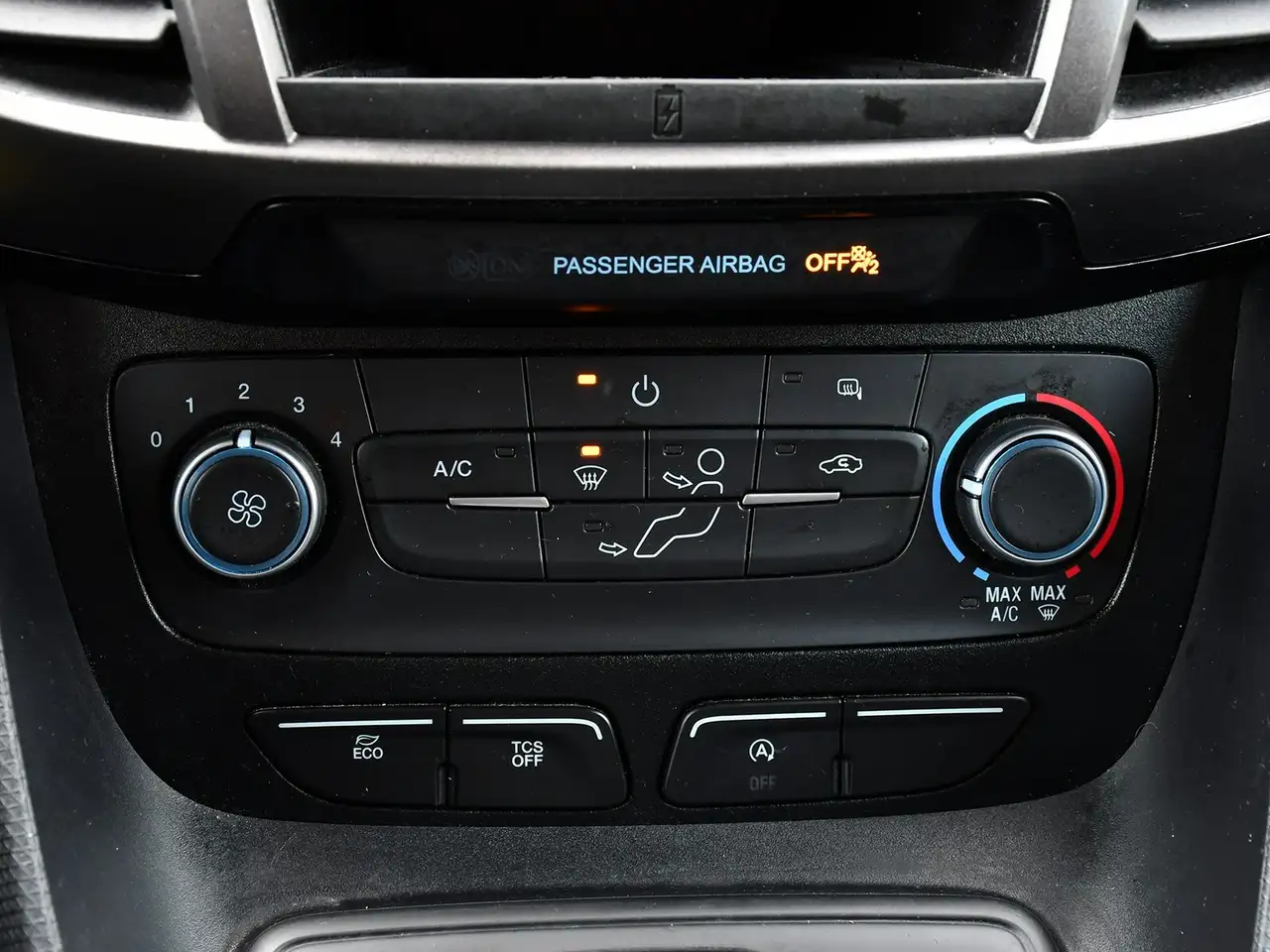 Ford Transit Connect снимка Ford Transit Connect