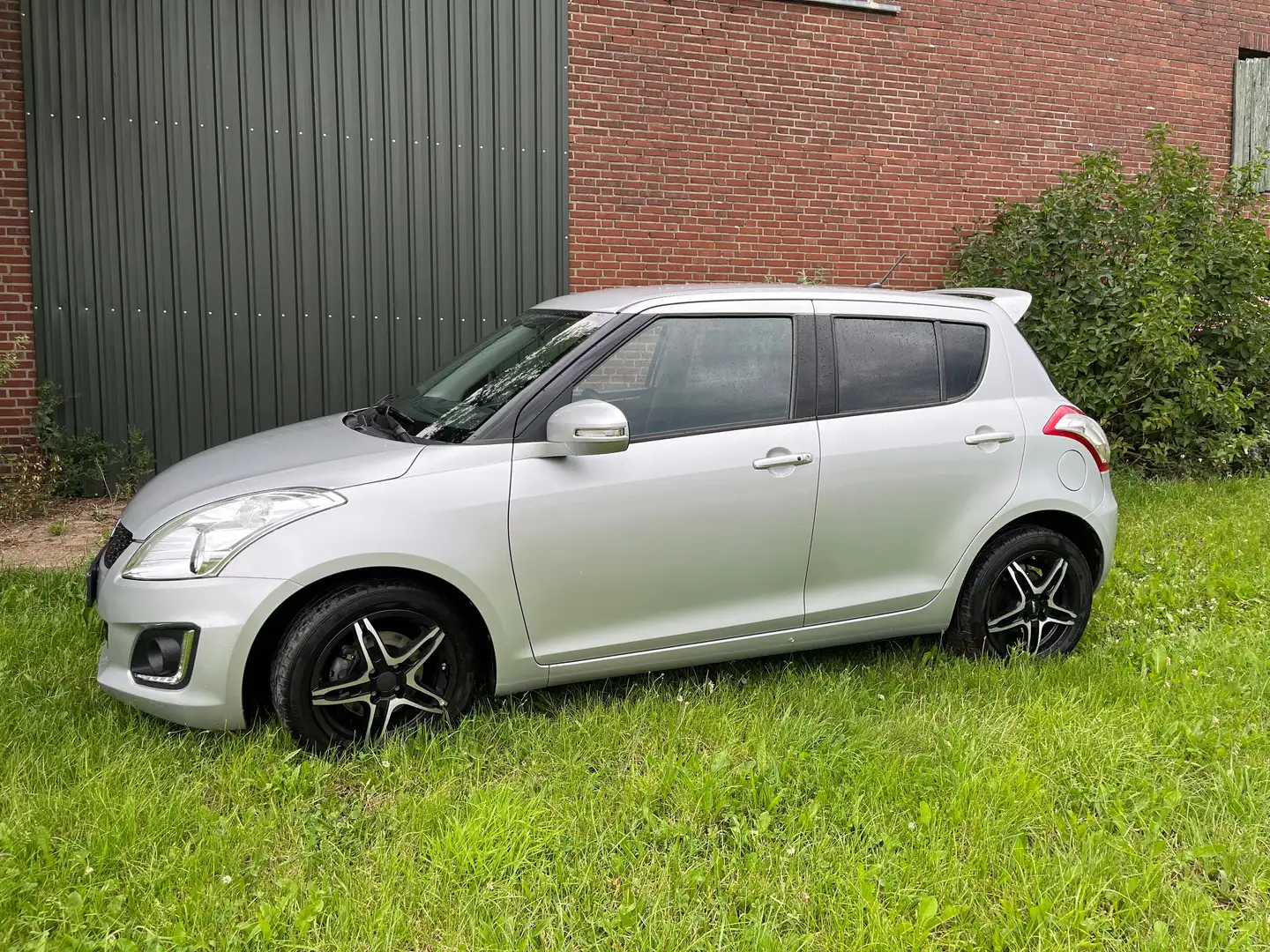 Suzuki Swift Swift 1.2 Exclusive automaat Grijs - 2