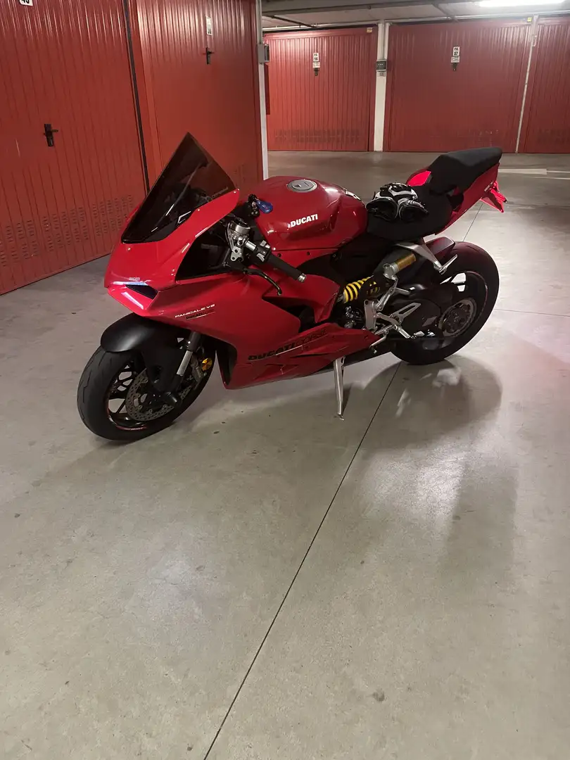 Ducati Panigale V2 ducati panigale v2 - 1