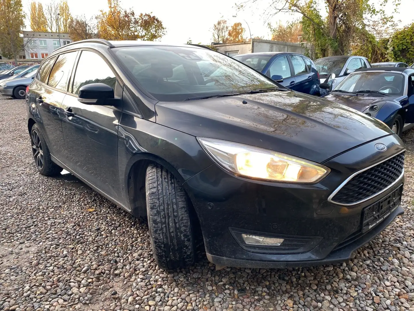 Ford Focus Turnier Business-TÜV01/27-KLIMA-NAVI Schwarz - 2