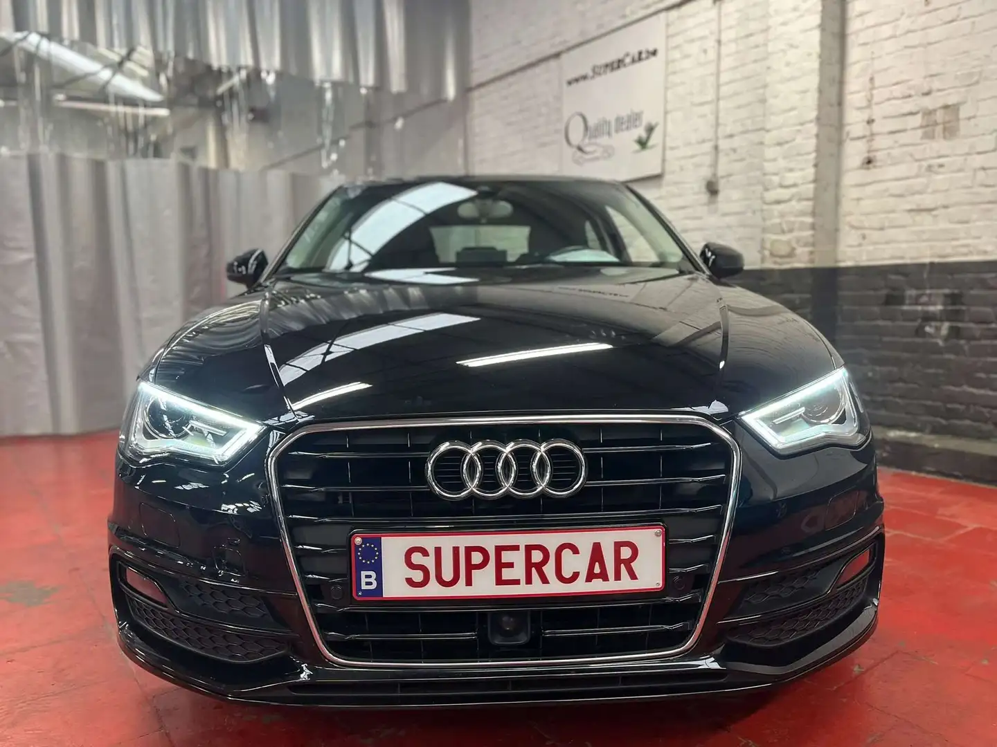 Audi A3 A3 1.4i 16v FSI S line * GPS*CRUISE * 275 X 60 * Noir - 2