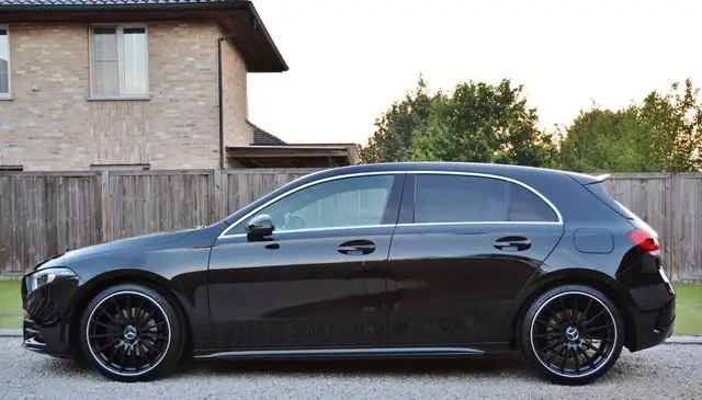 Mercedes-Benz A 200 AMG 7G-DCT "LED LIGHTS-GPS-LEDER-AIRCO-CARPLAY-TREKHAAK-CAMERA"