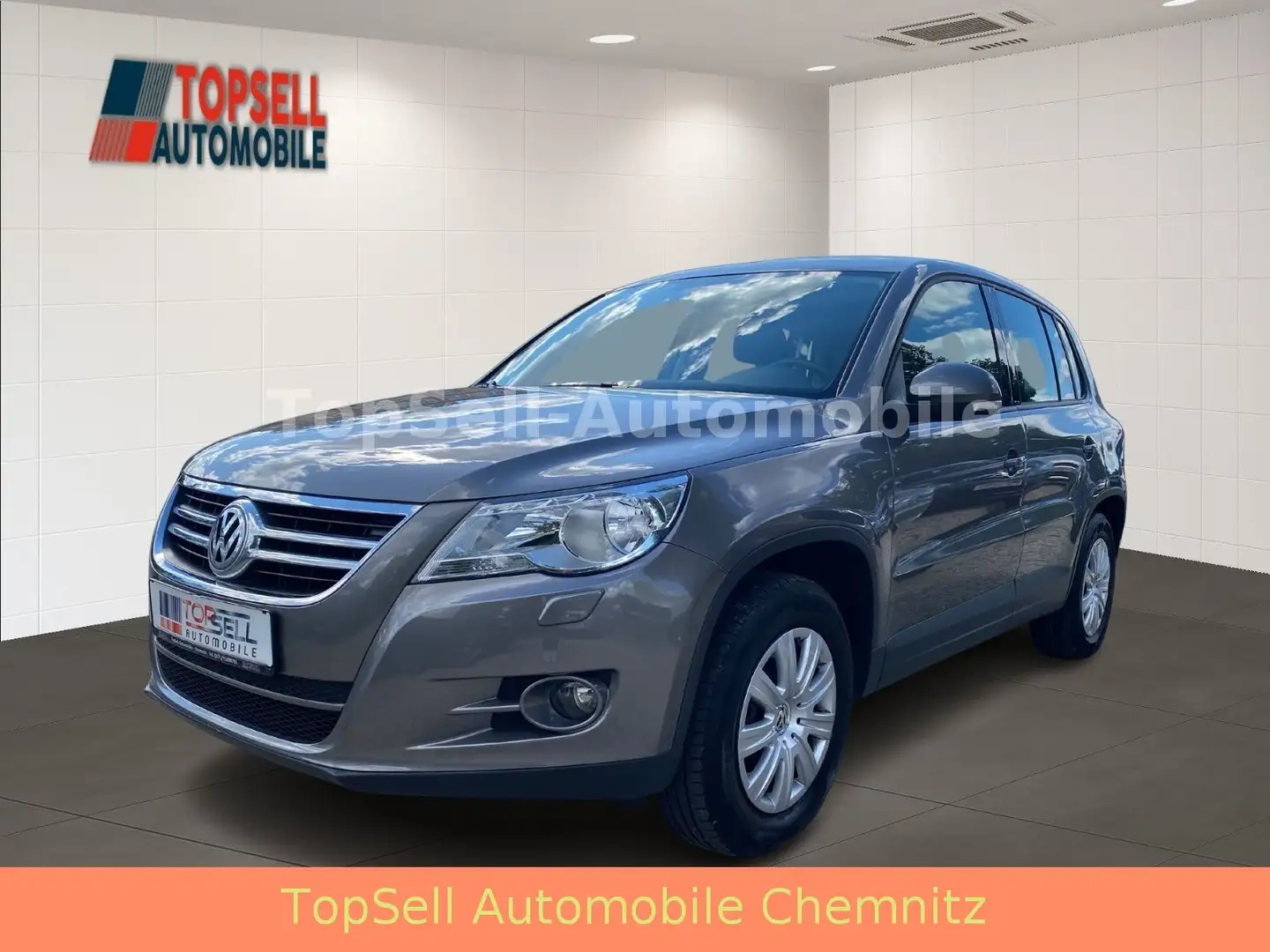 Volkswagen Tiguan 1.4 TSI 4MOTION Trend & Fun 1.Hand Grau - 1