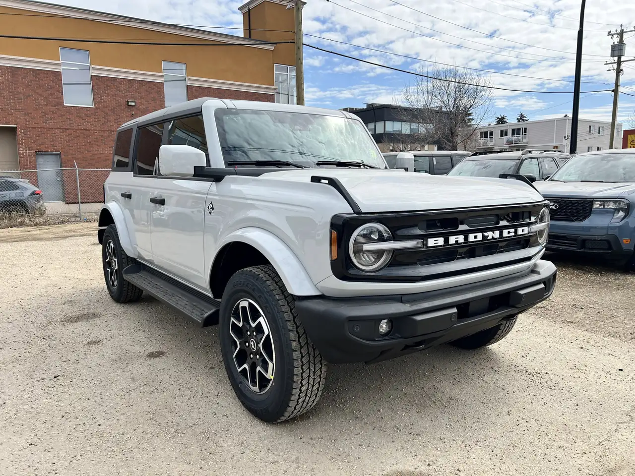 Ford Bronco снимка Ford Bronco