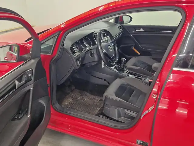 Volkswagen Golf view 7