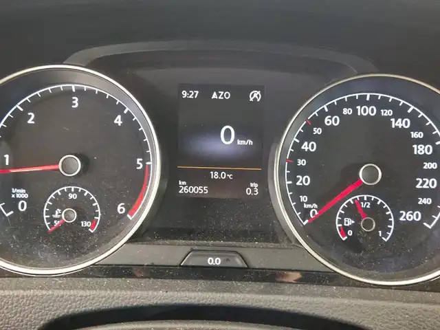 Volkswagen Golf view 5