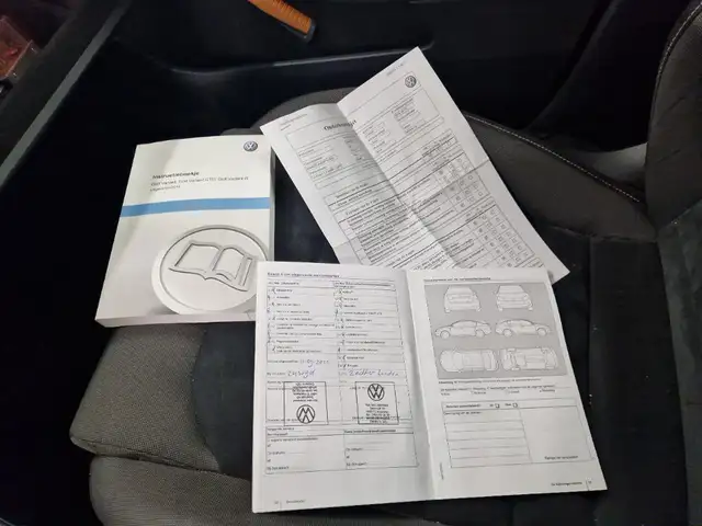 Volkswagen Golf view 14