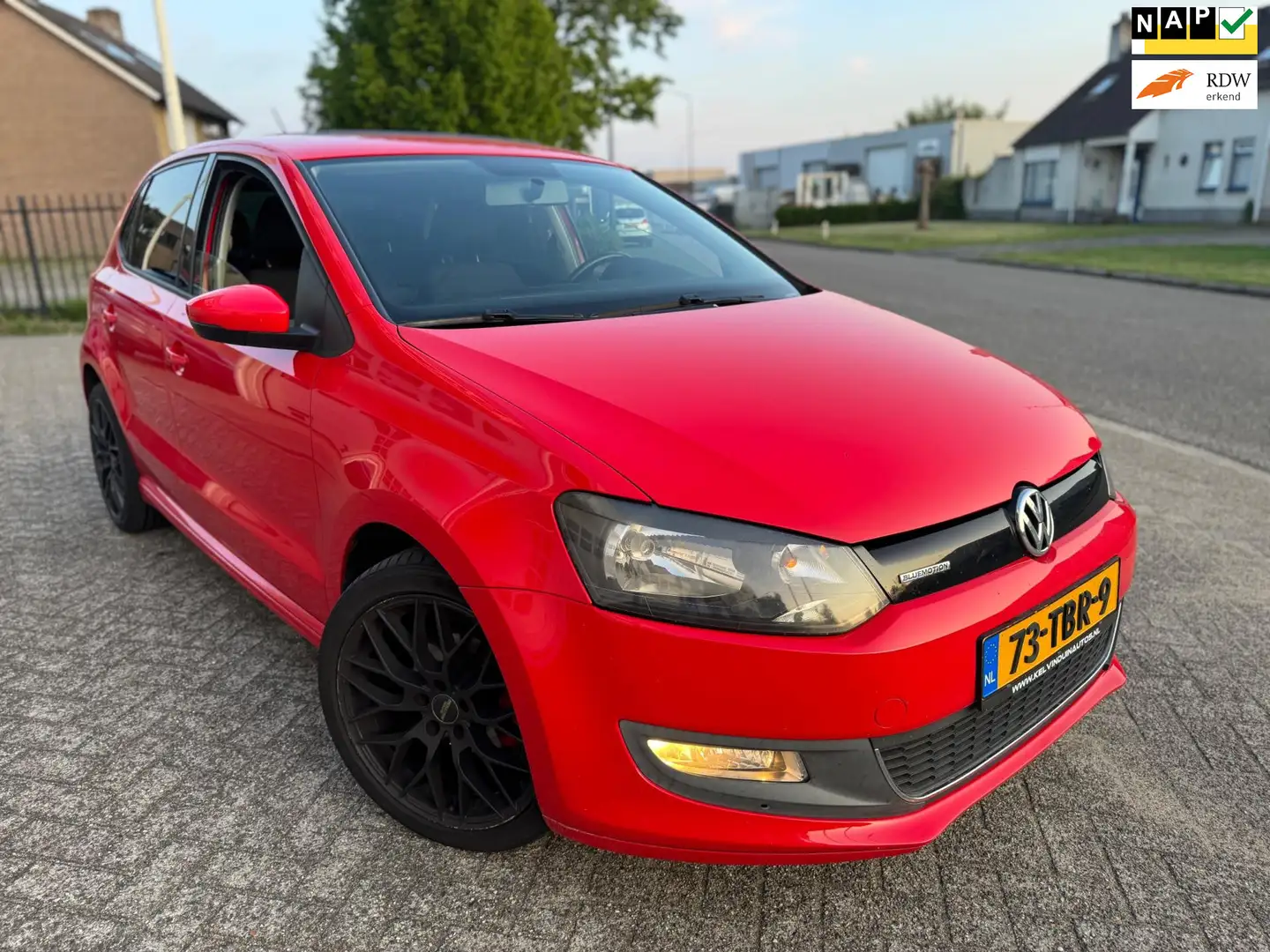 Volkswagen Polo 1.2 TDI BlueMotion Airco, Navigatie, PDC Rood - 1