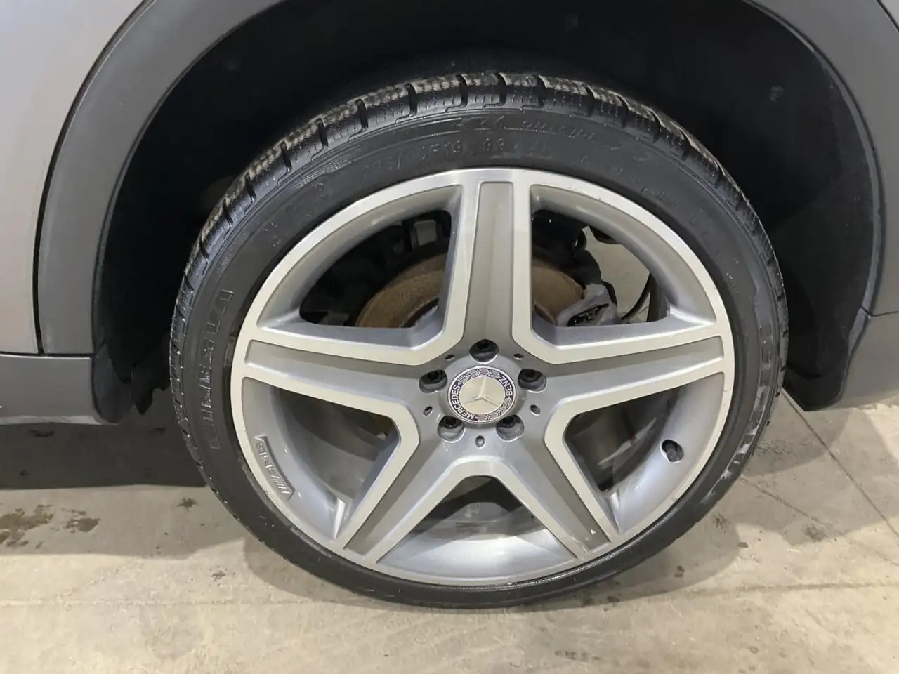 Mercedes-Benz GLA снимка Mercedes-Benz GLA