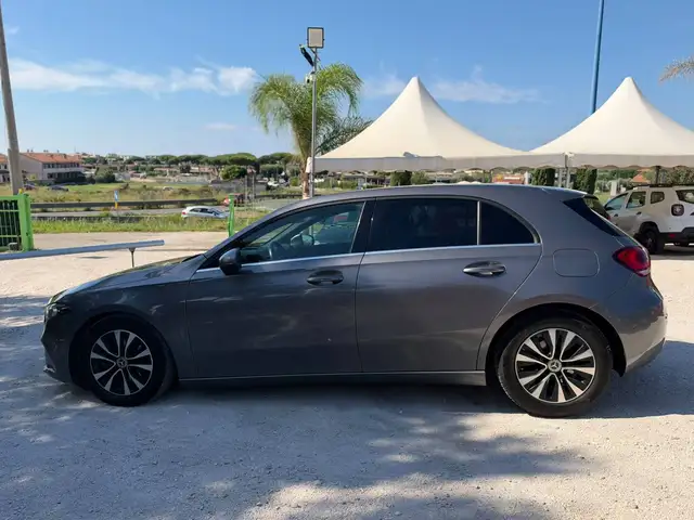Mercedes-Benz A-Class view 4