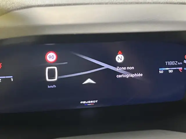 Peugeot 208 view 10