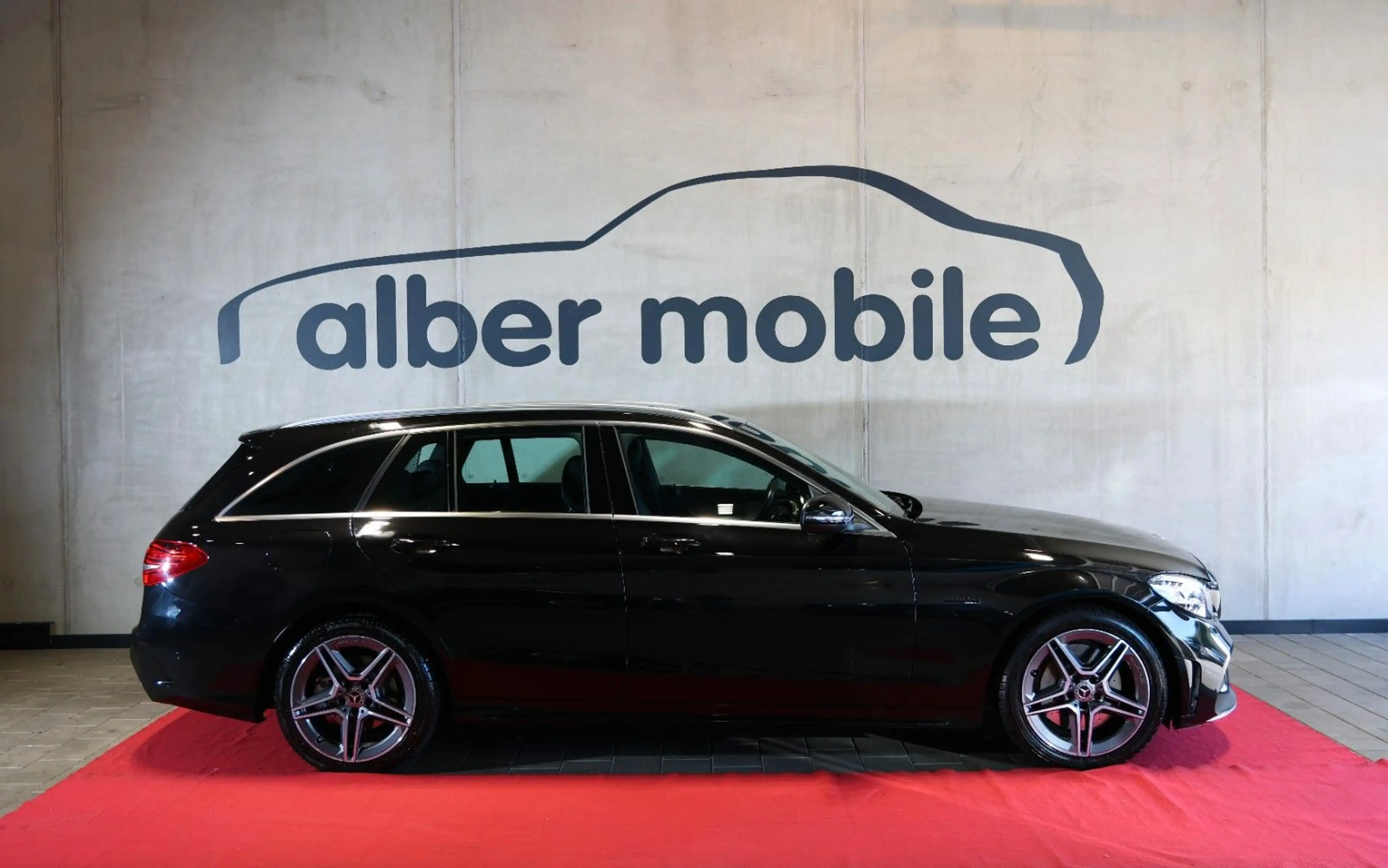 Mercedes-Benz C 300 T d 4Matic AMG STheiz.Leder ACC — photo 11