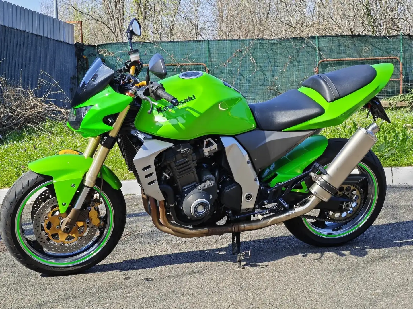 Kawasaki Z 1000 - 1