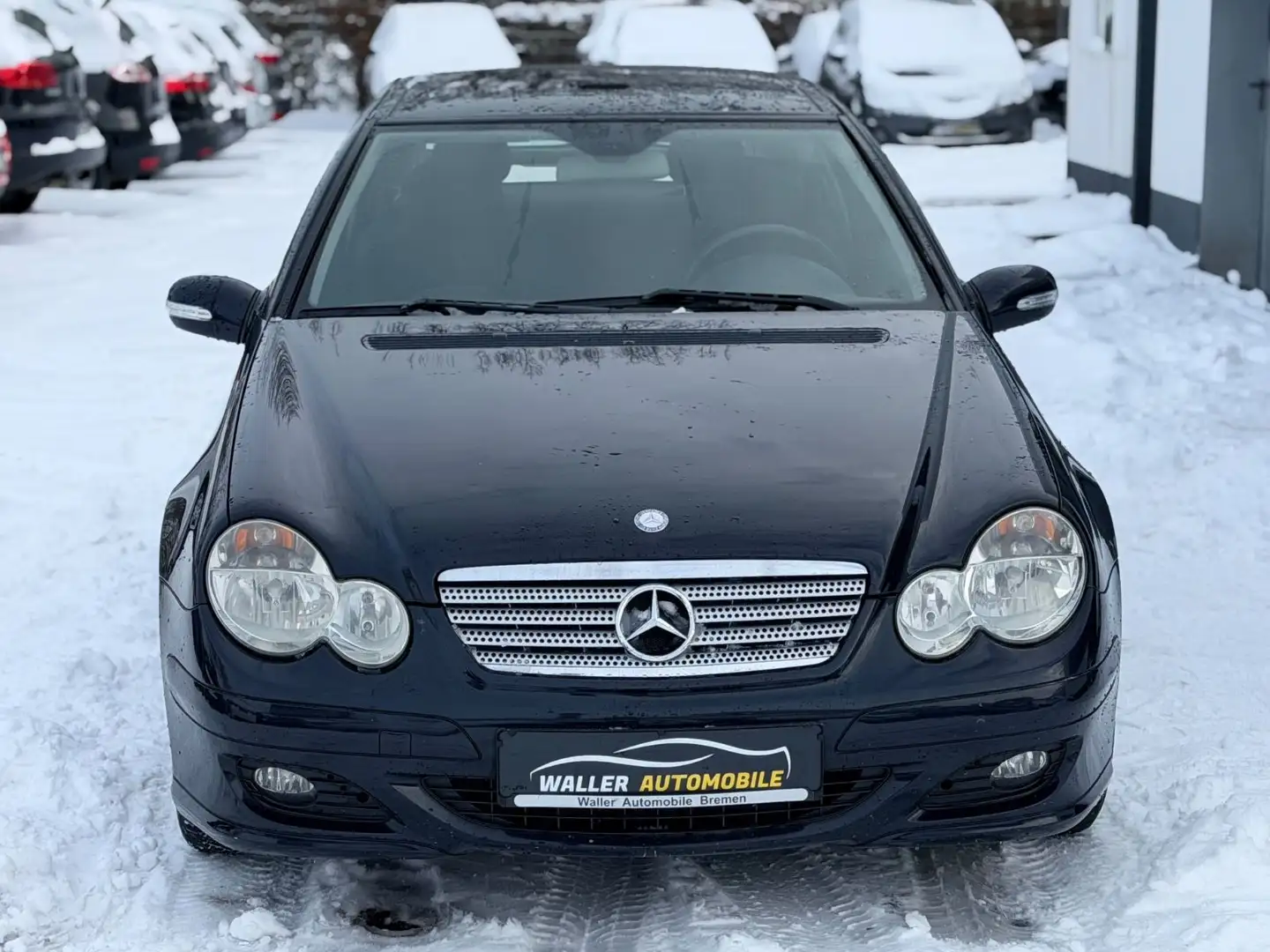 Mercedes-Benz C 200 CDI AUTOMATIK / NAVI / PANORAMA Schwarz - 2
