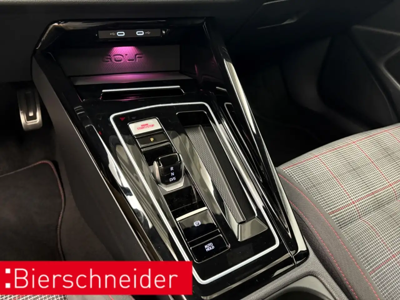 Volkswagen Golf GTI 8 2.0 TSI DSG DIGITAL COCKPIT PRO LED ACC DAB 14