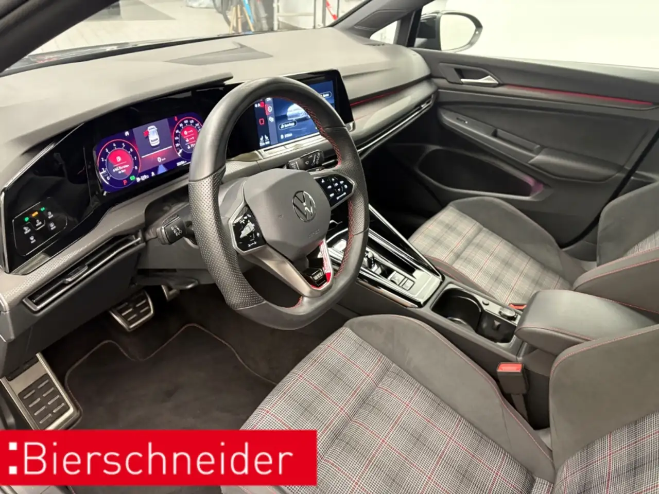 Volkswagen Golf GTI 8 2.0 TSI DSG DIGITAL COCKPIT PRO LED ACC DAB 10