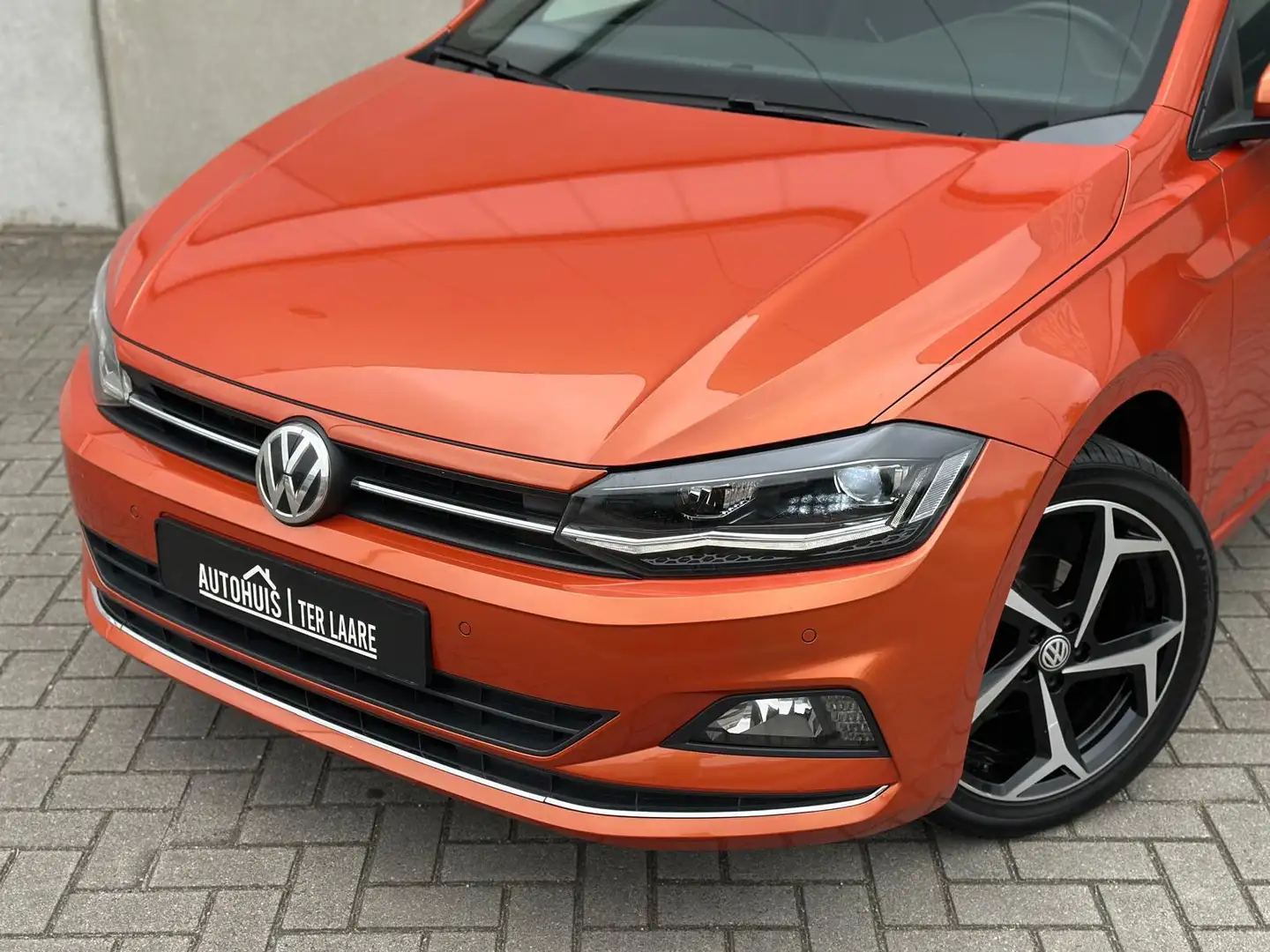 Volkswagen Polo 1.0 TSI DSG LED 17'' R-Line Carplay Cruise Oranje - 2
