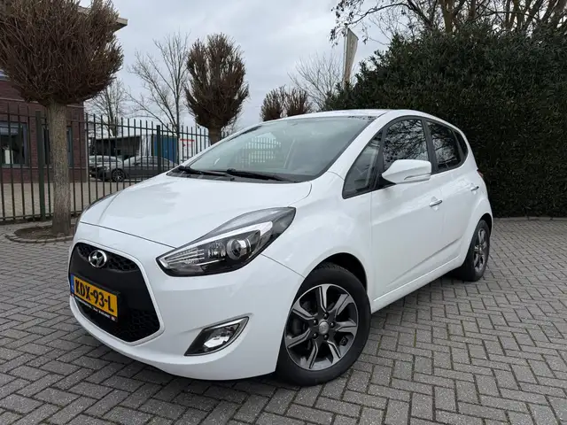 Hyundai iX20 1.4i, AIRCO automatisch, Cruise Control, Parkeerse
