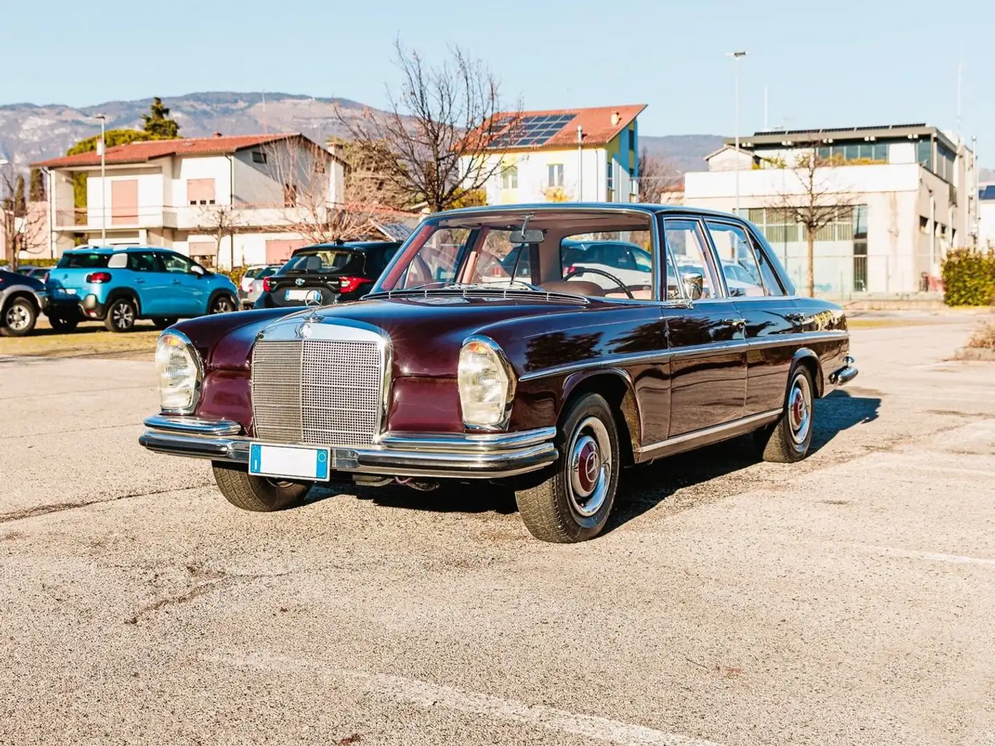 Mercedes-Benz 250 SE - 1