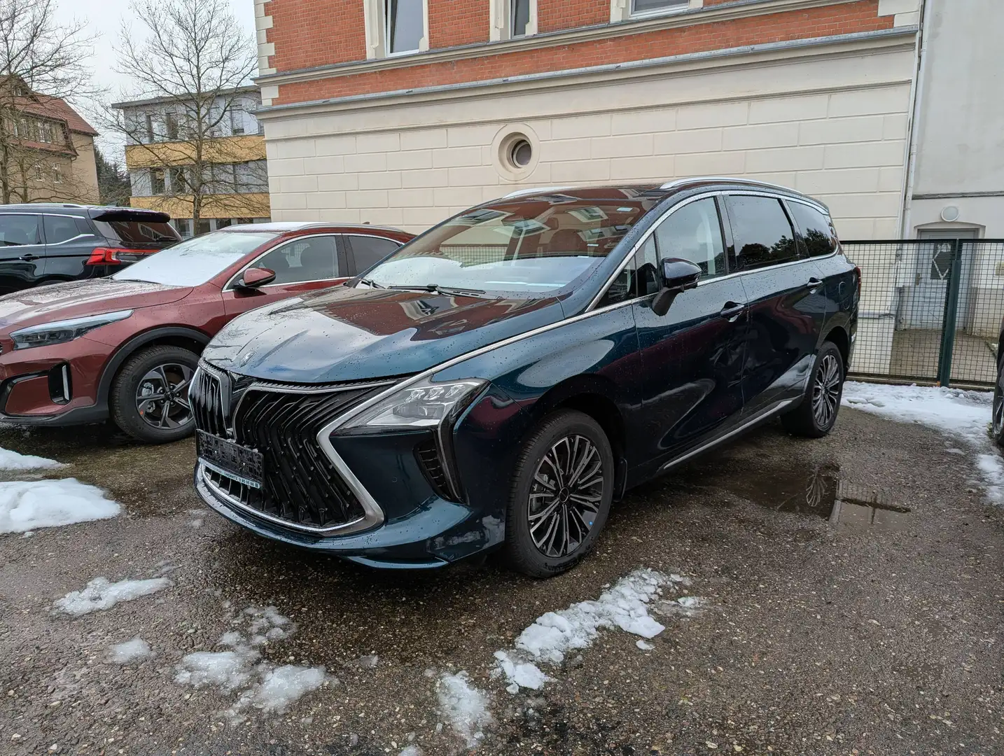 DFM Forthing 4 4 PHEV Grün - 1