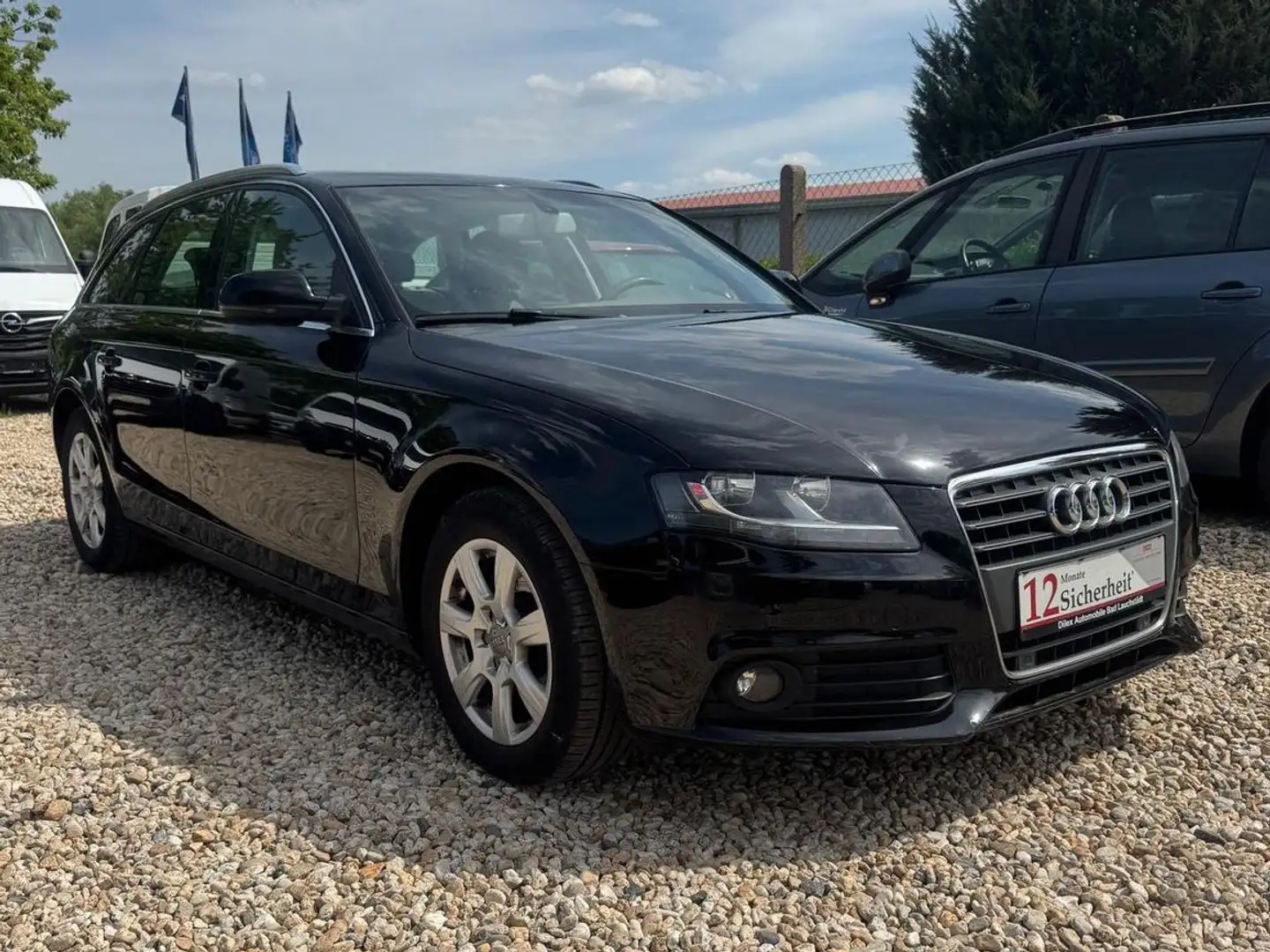 Audi A4 Ambiente*SHZ*Navi*Garantie*HU/AU+Servie Neu* Zwart - 1