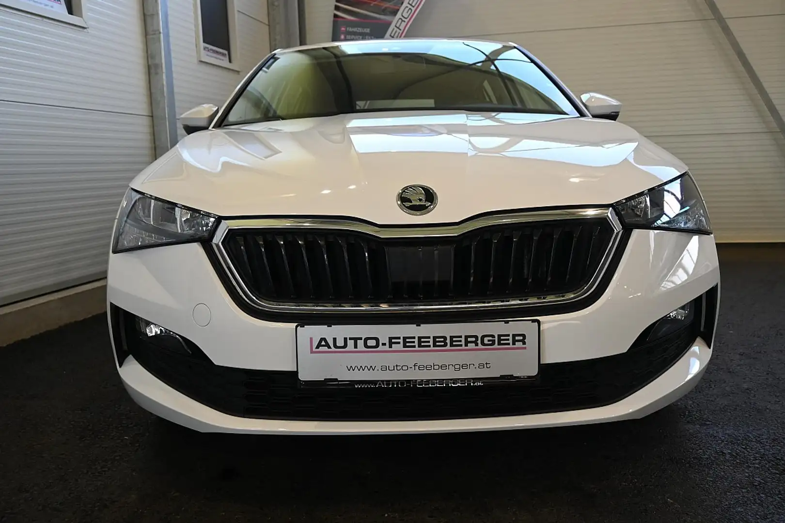 Skoda Scala 1,0 TSI Ambition DSG Spurhalte,Tempomat,Sitzhei... Weiß - 2