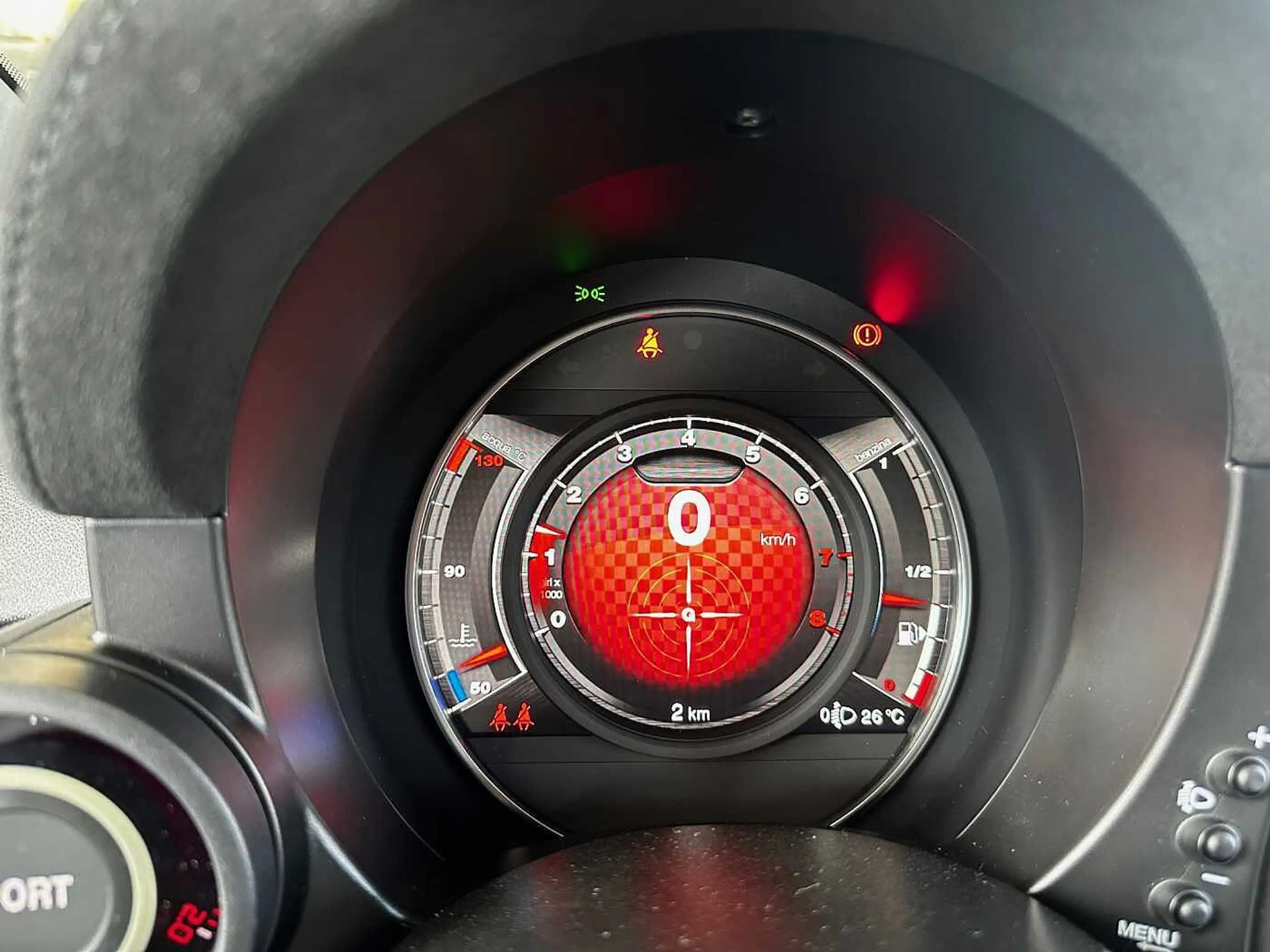 Abarth 695 75 Anniversario 180 PS Schaltgetriebe — photo 11