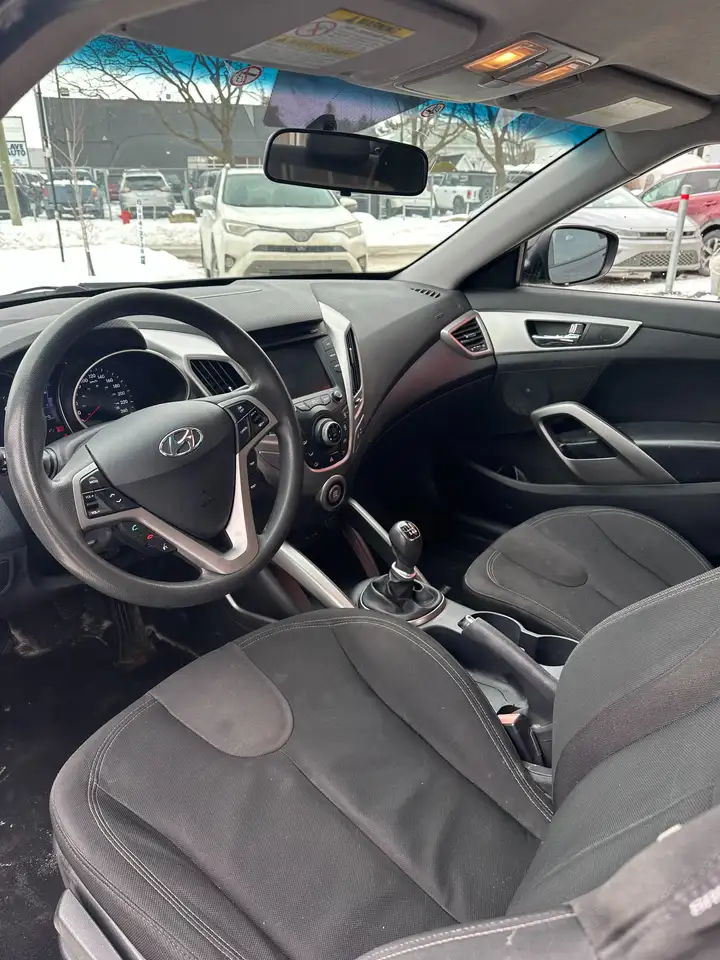 Hyundai VELOSTER снимка Hyundai VELOSTER