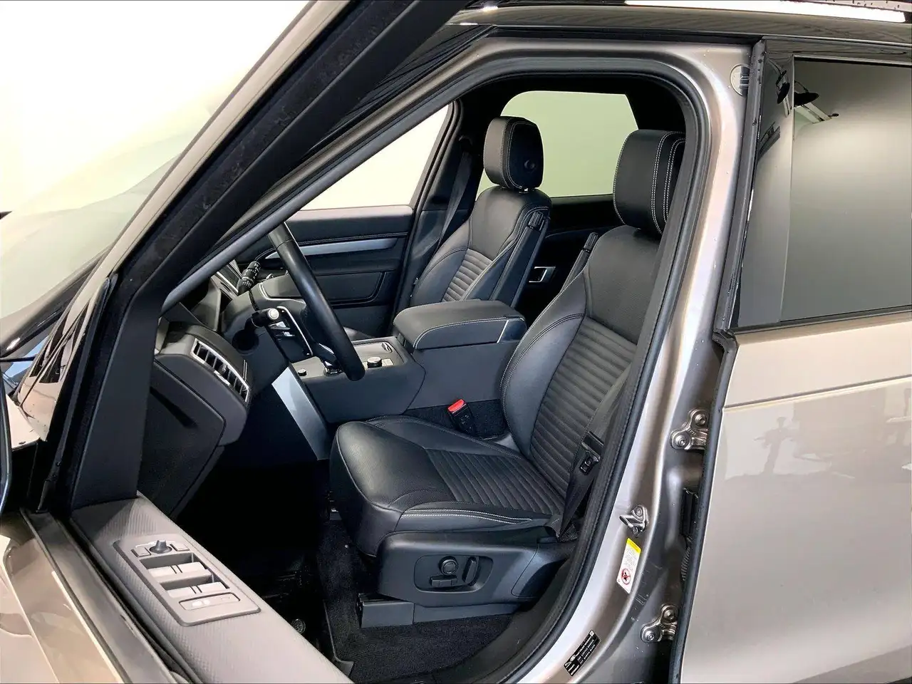 Land Rover Discovery снимка Land Rover Discovery