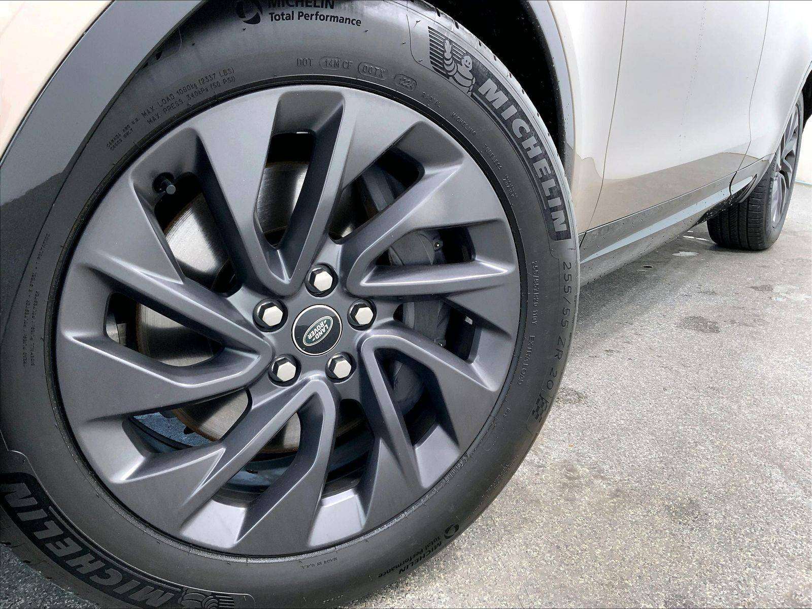 2023 Land Rover Discovery R-Dynamic S, 3D Surround View Cameras! thumb 16