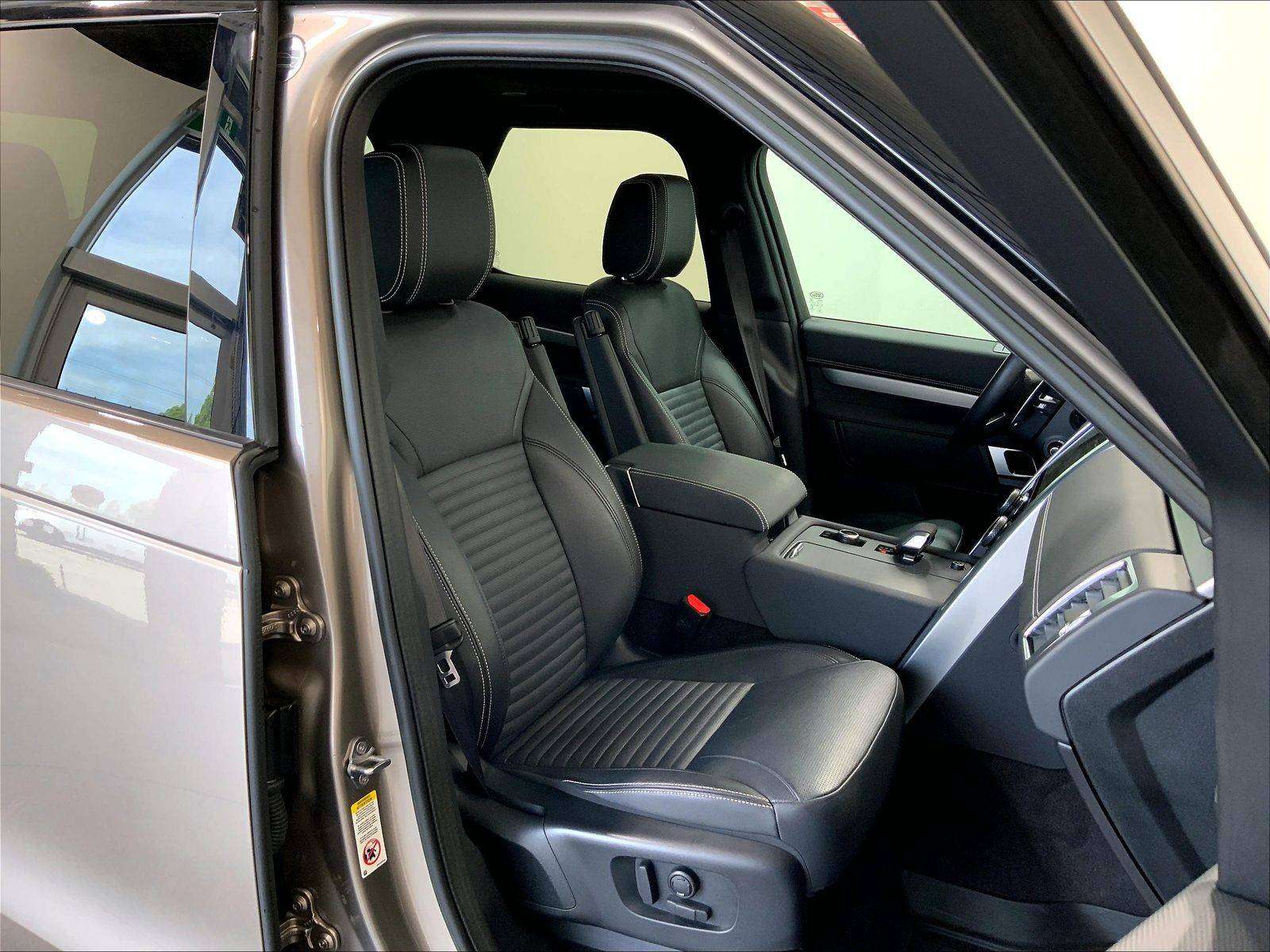 2023 Land Rover Discovery R-Dynamic S, 3D Surround View Cameras! thumb 35