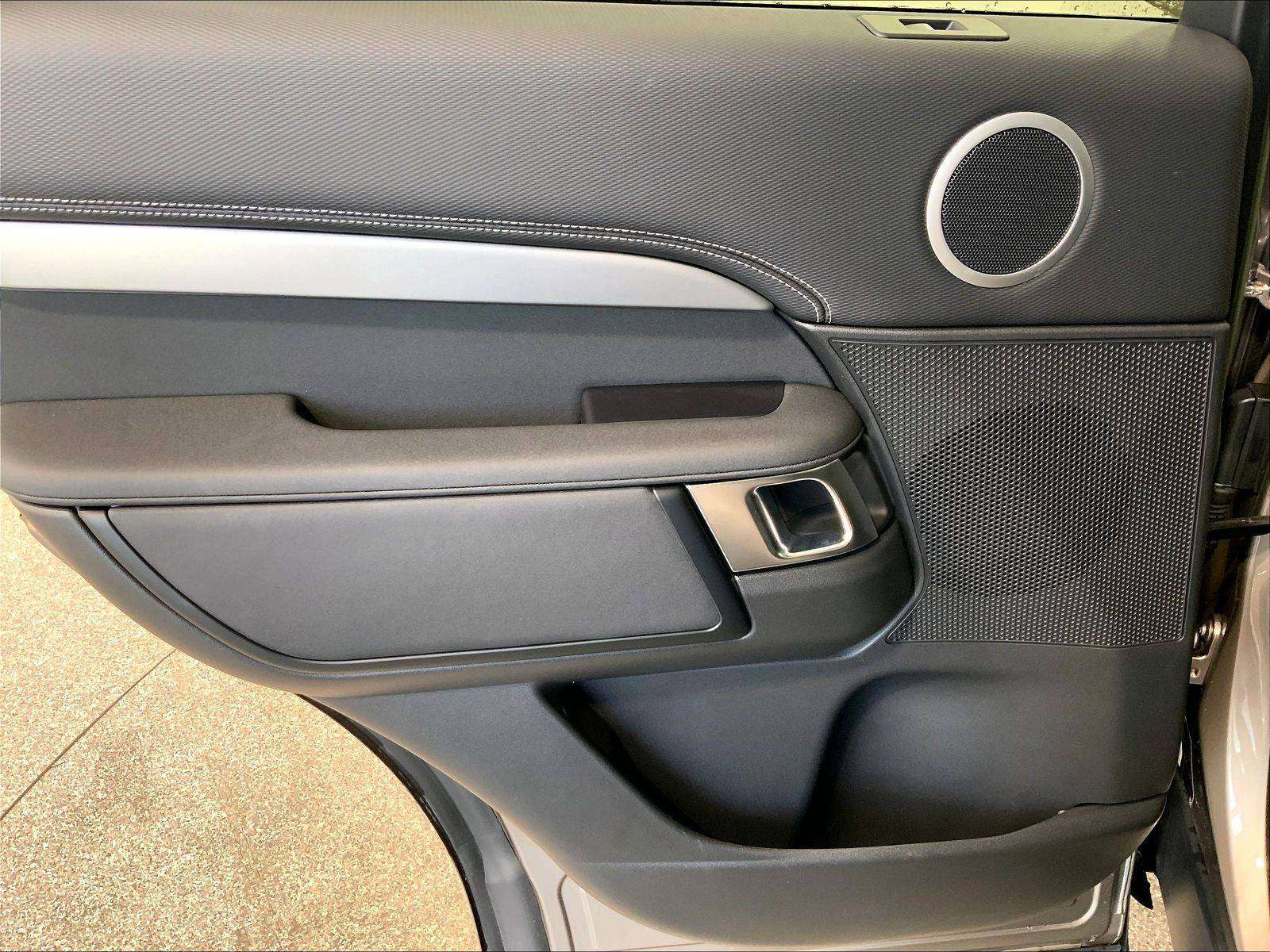 2023 Land Rover Discovery R-Dynamic S, 3D Surround View Cameras! thumb 22
