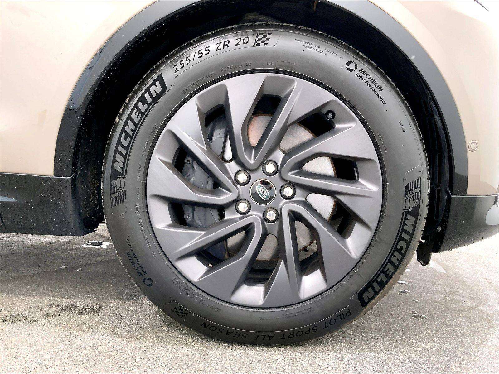 2023 Land Rover Discovery R-Dynamic S, 3D Surround View Cameras! thumb 18
